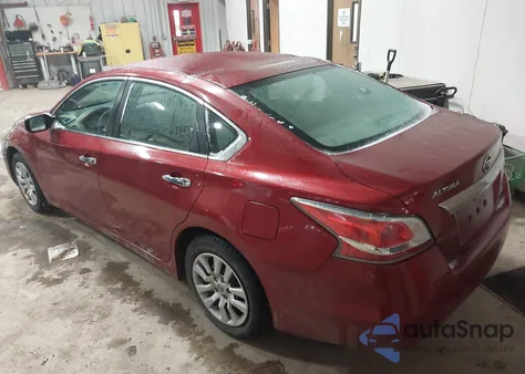 2014 Nissan Altima 2.5/2.5 S/2.5 Sl/2.5 Sv z USA, uszkodzony, nr VIN 1N4AL3AP1EN366381